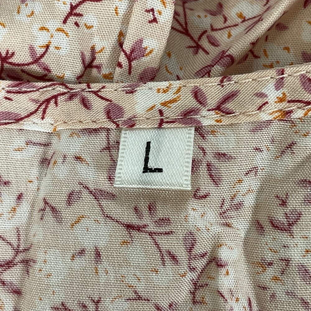Women's Pink Ditsy Floral V-Neck Empire-Waist Top, Size Large - Picture 5 of 7